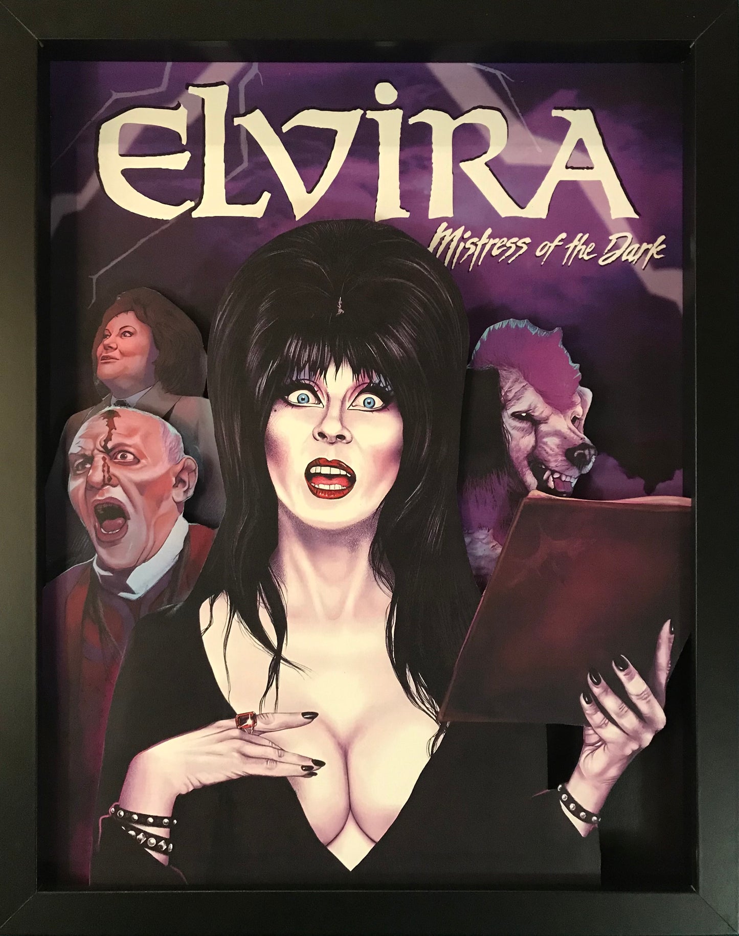 Elvira - Mistress of the Dark (11x14)
